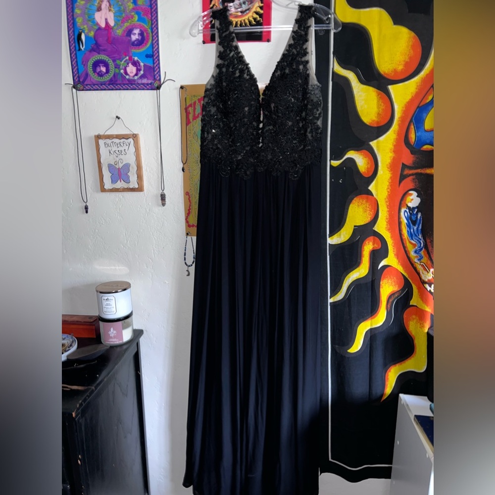 Prom Dress - Sherri Hill Long Black Beaded Lace